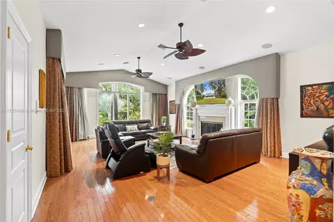 Living - 12355 SW 79th Ave, Pinecrest, FL 33156 photo 2 of 3
