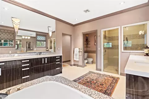Bath - 12355 SW 79th Ave, Pinecrest, FL 33156 photo 1 of 5