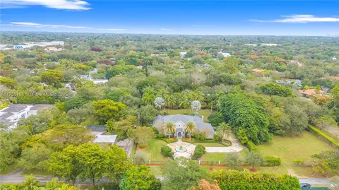 View/Area - 12355 SW 79th Ave, Pinecrest, FL 33156 photo 5 of 8