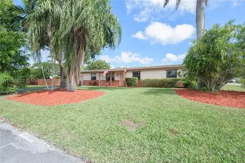 29243 SW 165th Ave, Homestead, FL 33033