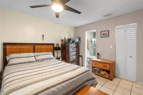 7217 W 30th Ave, Hialeah, FL 33018 photo 13