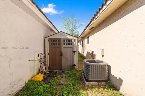 7217 W 30th Ave, Hialeah, FL 33018 photo 20