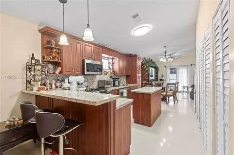 7217 W 30th Ave, Hialeah, FL 33018 photo 6
