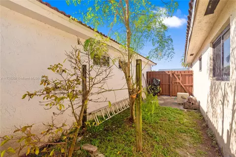7217 W 30th Ave, Hialeah, FL 33018 photo 21