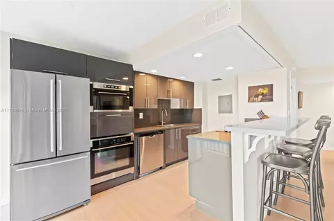 18181 NE 31st Ct #2205, Aventura, FL 33160