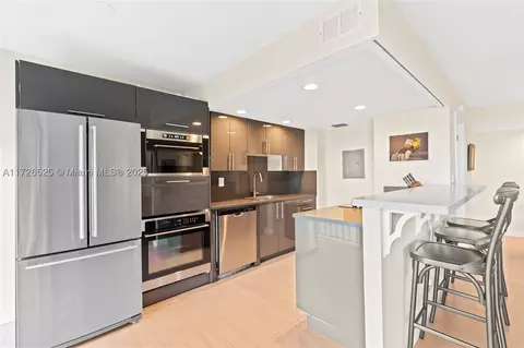 18181 NE 31st Ct #2205, Aventura, FL 33160