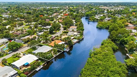 425 NE 29th St, Wilton Manors, FL 33334