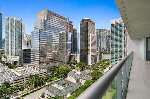 495 Brickell Ave #2003, Miami, FL 33131 photo 31