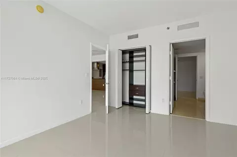 495 Brickell Ave #2003, Miami, FL 33131 photo 25