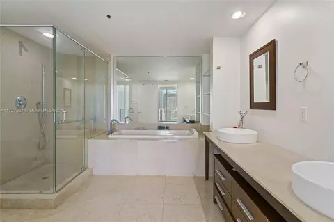 495 Brickell Ave #2003, Miami, FL 33131 photo 24