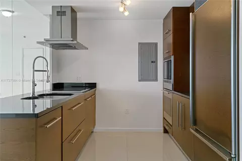 495 Brickell Ave #2003, Miami, FL 33131 photo 9
