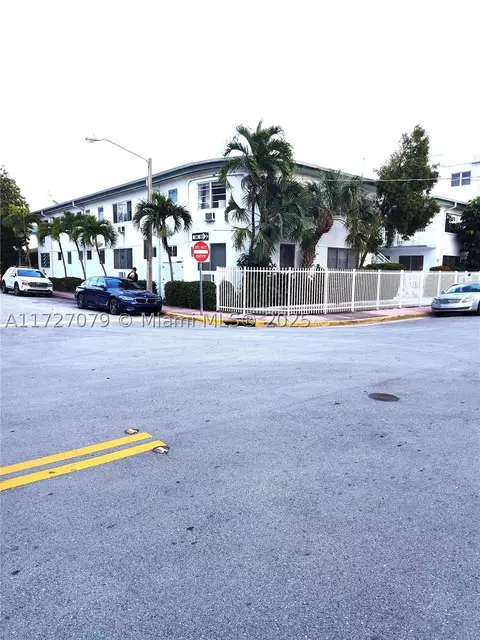 7945 Carlyle Ave #2, Miami Beach, FL 33141