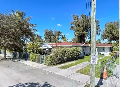 3285-3287 NW 13th Ter, Miami, FL 33125