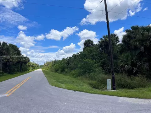 4554 SE 36 Ave SE, Naples, FL 34117