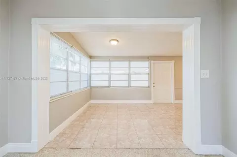 Other - 1580 W 55th Pl, Hialeah, FL 33012 photo 2 of 6