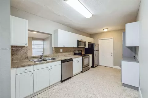 Kitchen - 1580 W 55th Pl, Hialeah, FL 33012 photo 1 of 1