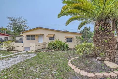 1110 NE 211th Ter, Miami, FL 33179