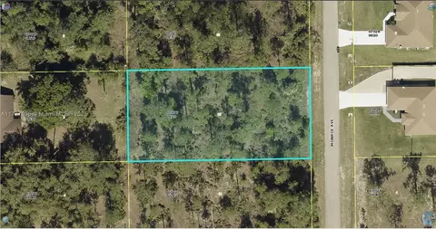 219 Monroe Ave, Lehigh Acres, FL 33936