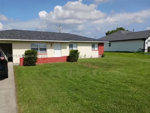 1019 NW 7th Pl, Cape Coral, FL 33993