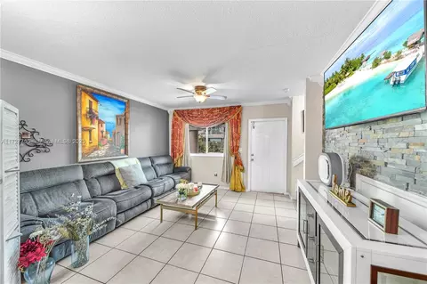 344 E 3rd St #1, Hialeah, FL 33010 photo 8