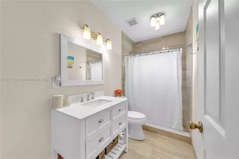 344 E 3rd St #1, Hialeah, FL 33010 photo 14