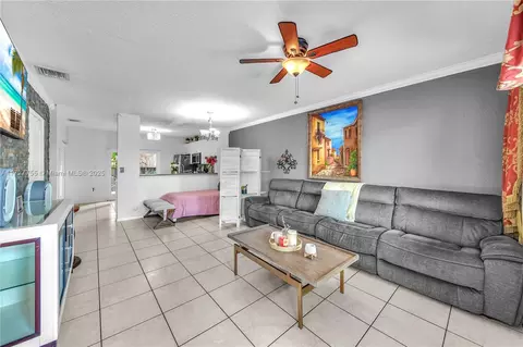 344 E 3rd St #1, Hialeah, FL 33010 photo 7