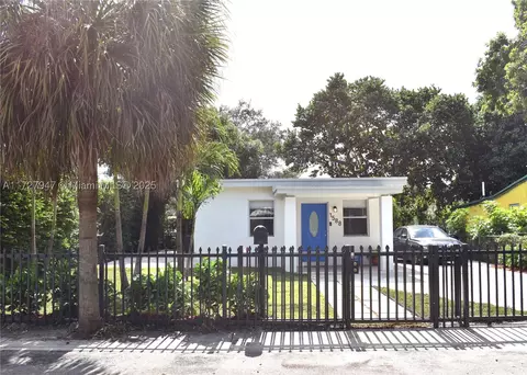 1588 NE 153rd Ter, North Miami Beach, FL 33162