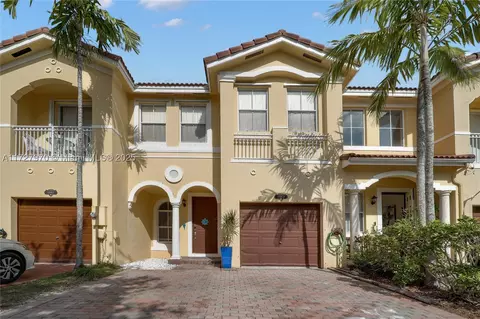 14963 SW 9th Ln, Miami, FL 33194