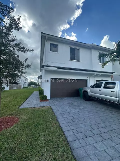 10958 SW 232nd Ter, Homestead, FL 33032