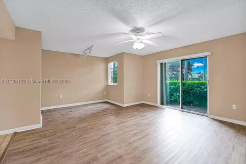 4195 N Haverhill Rd #302, West Palm Beach, FL 33417