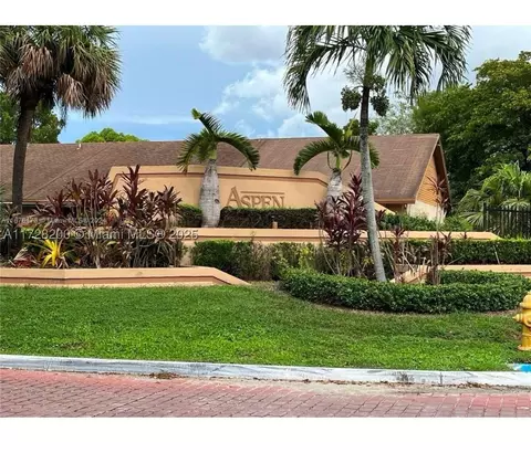 18928 NW 67th Pl #0, Hialeah, FL 33015