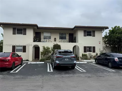 7801 NW 35th Ct, Coral Springs, FL 33065