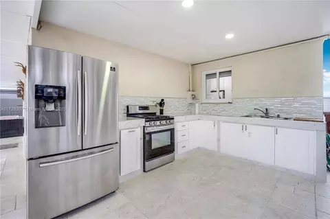 331 E 60th St, Hialeah, FL 33013 photo 32