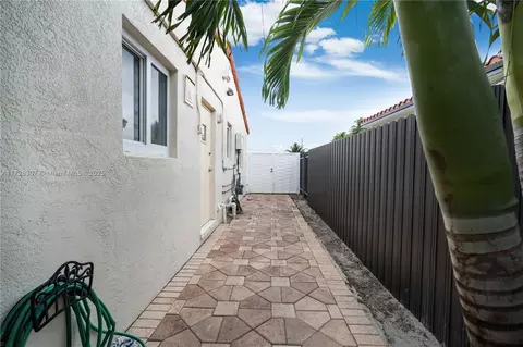 331 E 60th St, Hialeah, FL 33013 photo 34