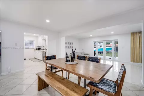 331 E 60th St, Hialeah, FL 33013 photo 9