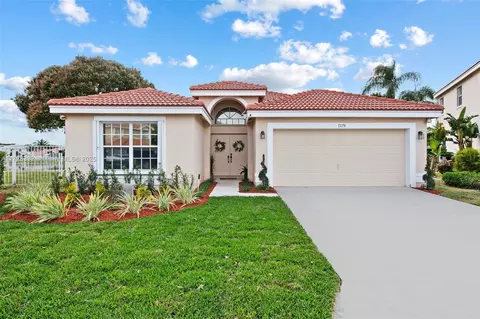 7279 Norwich Ln, Boynton Beach, FL 33436