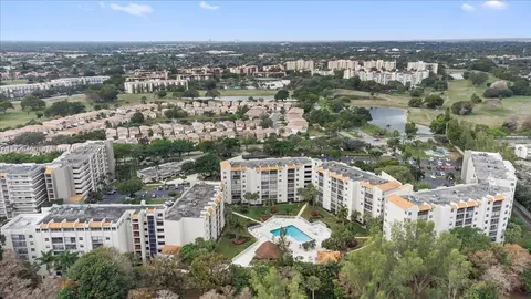 3930 Inverrary Blvd #401-D, Lauderhill, FL 33319