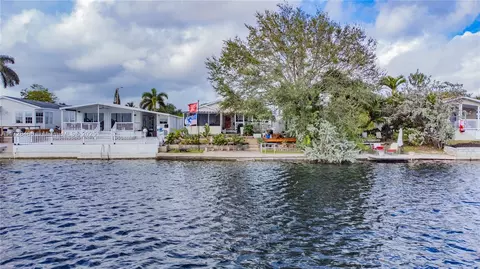 3070 Cove Dr, Fort Lauderdale, FL 33312