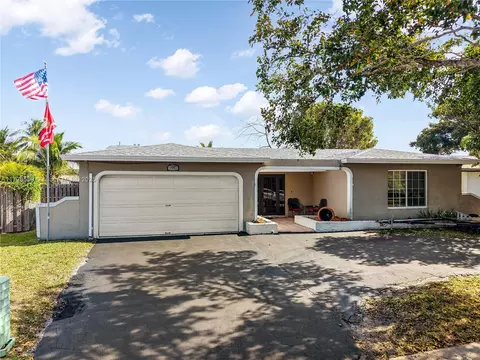 2440 NW 94th Way, Sunrise, FL 33322
