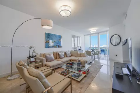 Undisclosed, Sunny Isles Beach, FL 33160