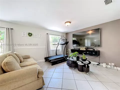6193 Mohawk Ter, Margate, FL 33063 photo 7