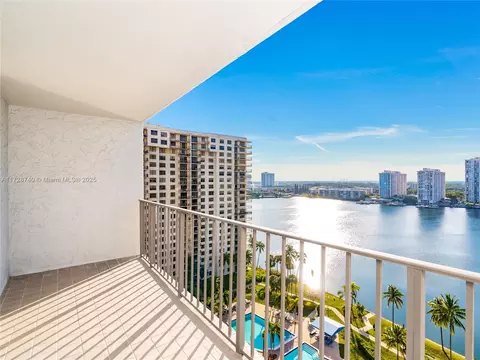 18181 NE 31st Ct #1601, Aventura, FL 33160