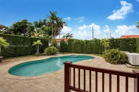 Exterior - 8934 Emerson Ave, Surfside, FL 33154 photo 4 of 5