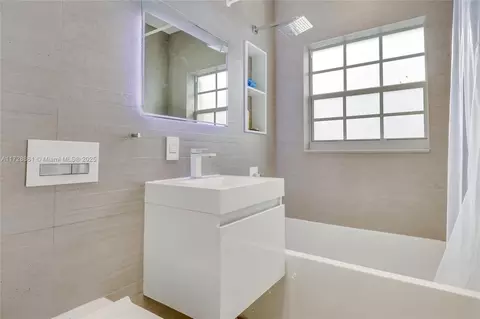 Bath - 8934 Emerson Ave, Surfside, FL 33154 photo 3 of 5
