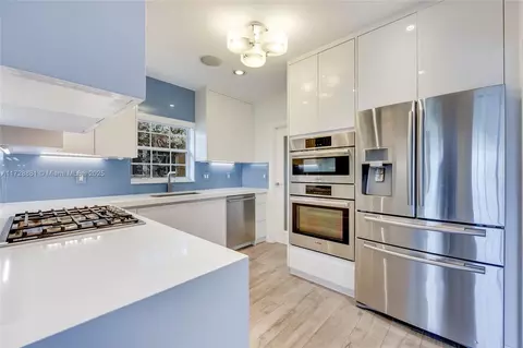 Kitchen - 8934 Emerson Ave, Surfside, FL 33154 photo 2 of 4