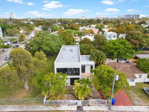 2285 SW 17th Ter, Miami, FL 33145