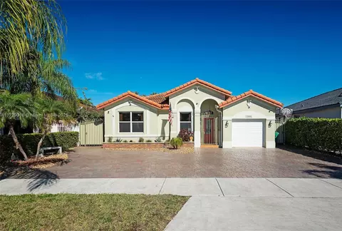 15443 SW 22nd Ter, Miami, FL 33185