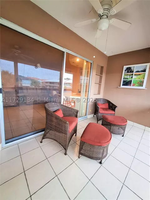 5300 Washington St #P335, Hollywood, FL 33021