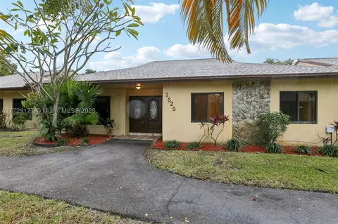 7525 SW 28th St #20, Davie, FL 33314