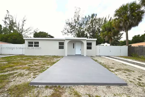 12770 Westview Dr, Miami, FL 33167